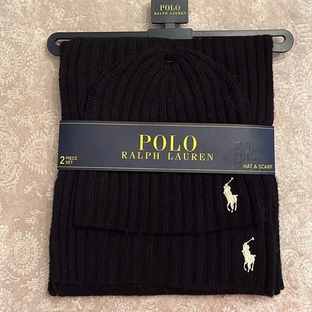 Brand New Polo by Ralph Lauren Black & White 35% Lambswool Hat & Scarf Set